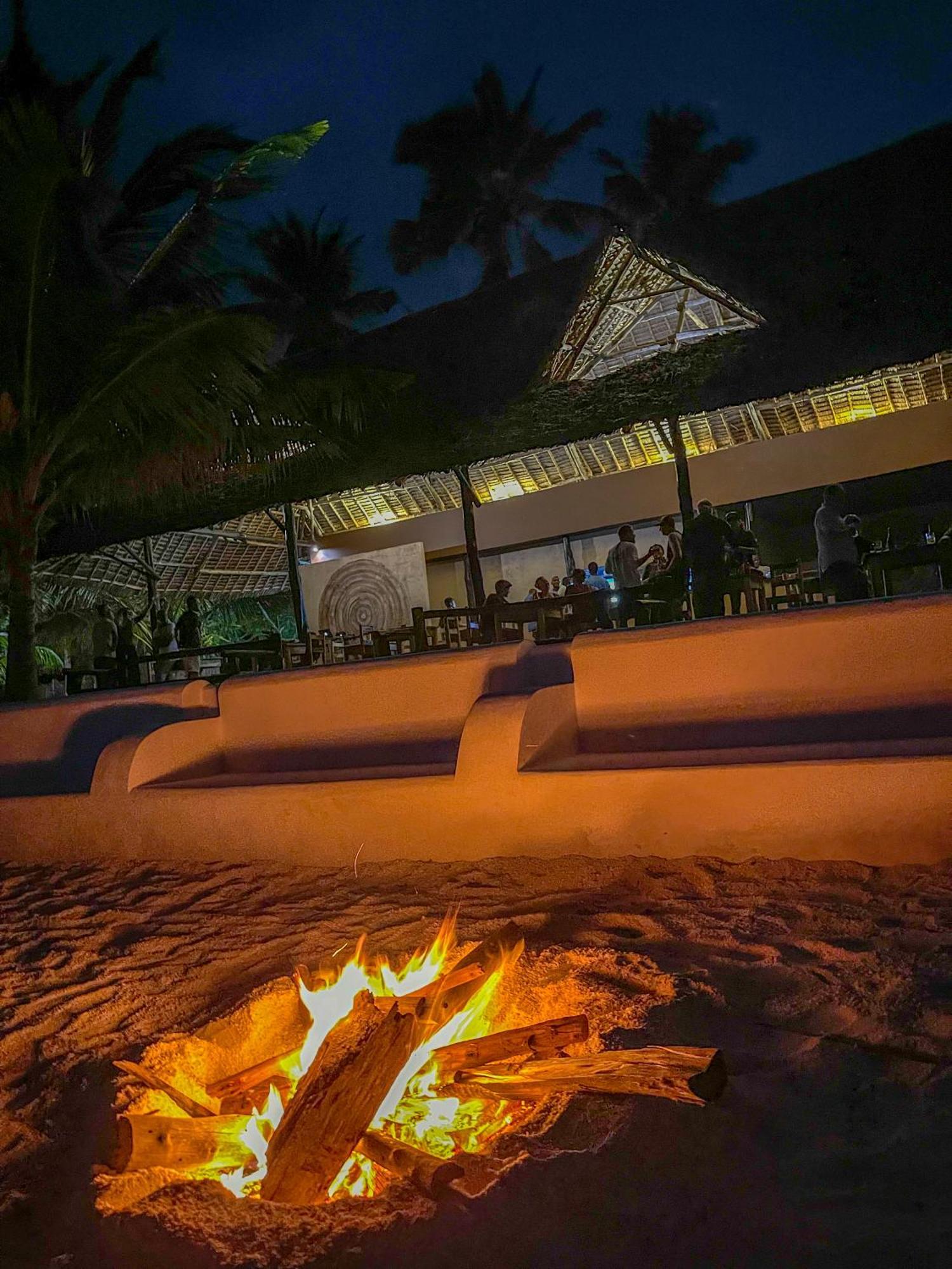 Kibanda Lodge And Beach Club 南威 外观 照片